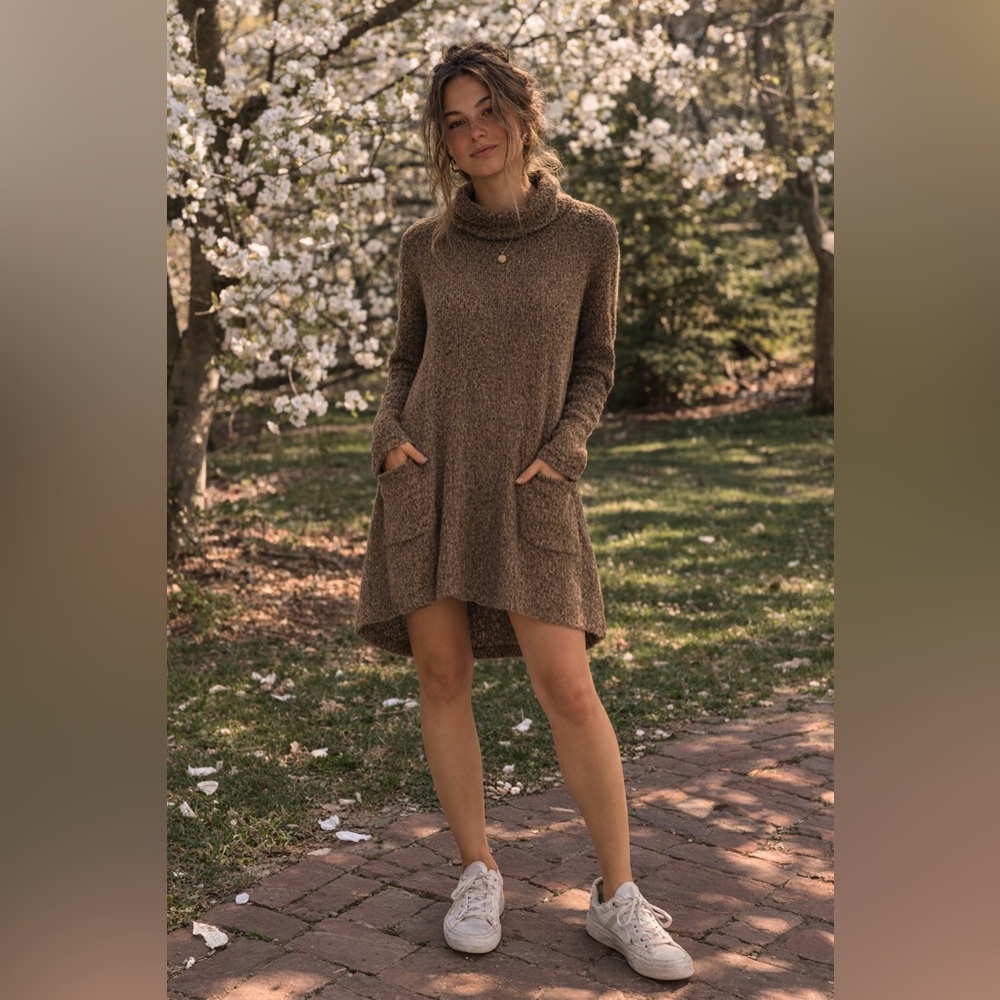 Time For Me Women’s Warm Brown Cozy Knit Tunic/Dress High Low Hem Pockets Size M